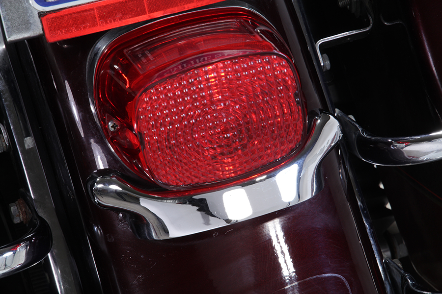 Chrome Blinker Bar Eliminator Bracket for Harley-Davidson