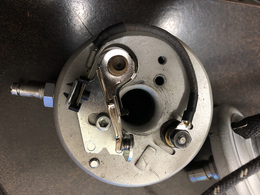 Retro 6 Volt Distributor Top Assembly