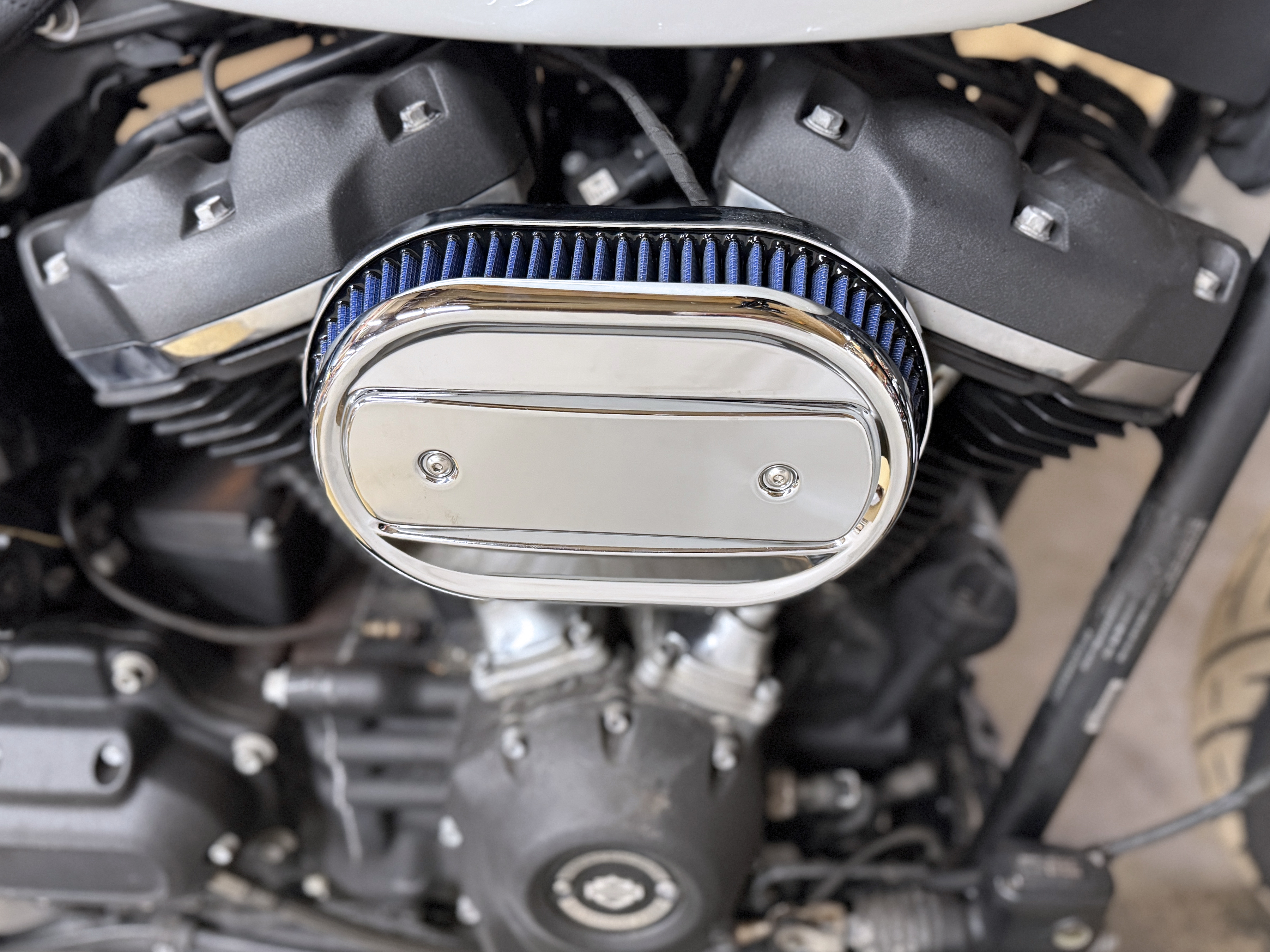 M8 Oval Air Cleaner Cover Chrome