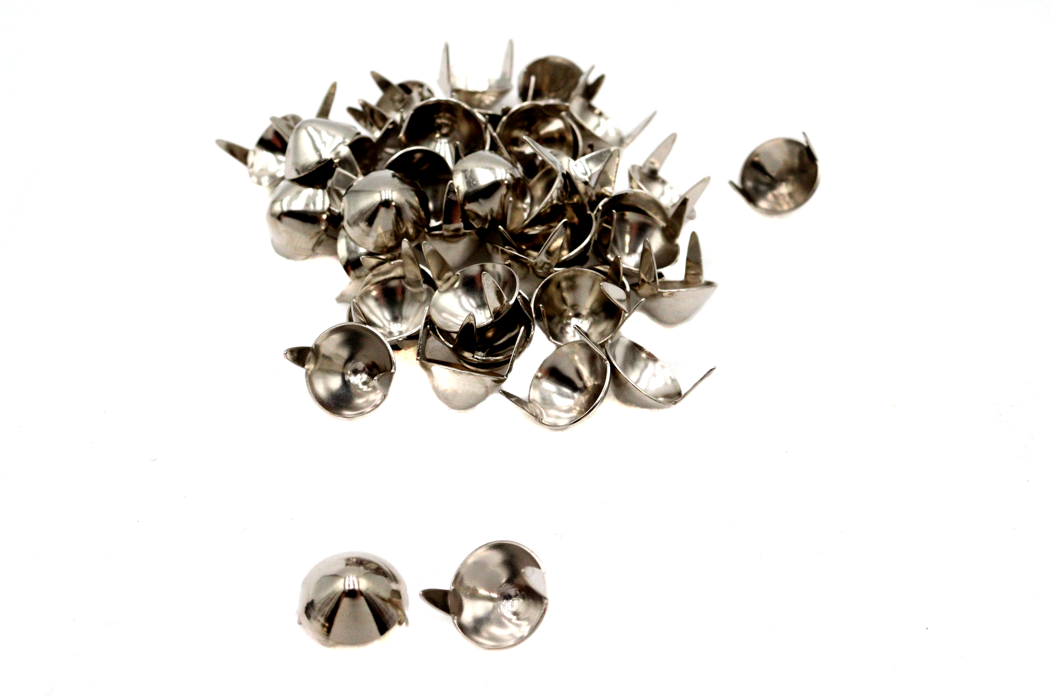 7/16" Pointed Saddlebag Spot Bright Nickel